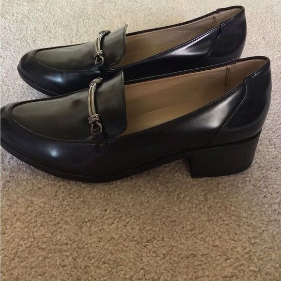 NEW Naturalizer Naples Slip On Loafers - Picture 5 of 9